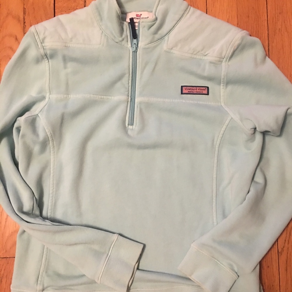 Vineyard vines sweater